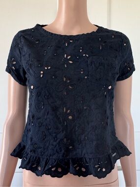 Hollister Navy Blue Eyelet Ruffle Short Sleeves Crop Cotton Top Shirt XS X-Small